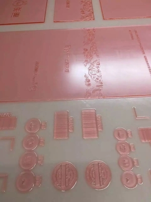 Печать Flexo бумажного стаканчика умирает ² автомата для резки 12oz 300g/m регулируемое
